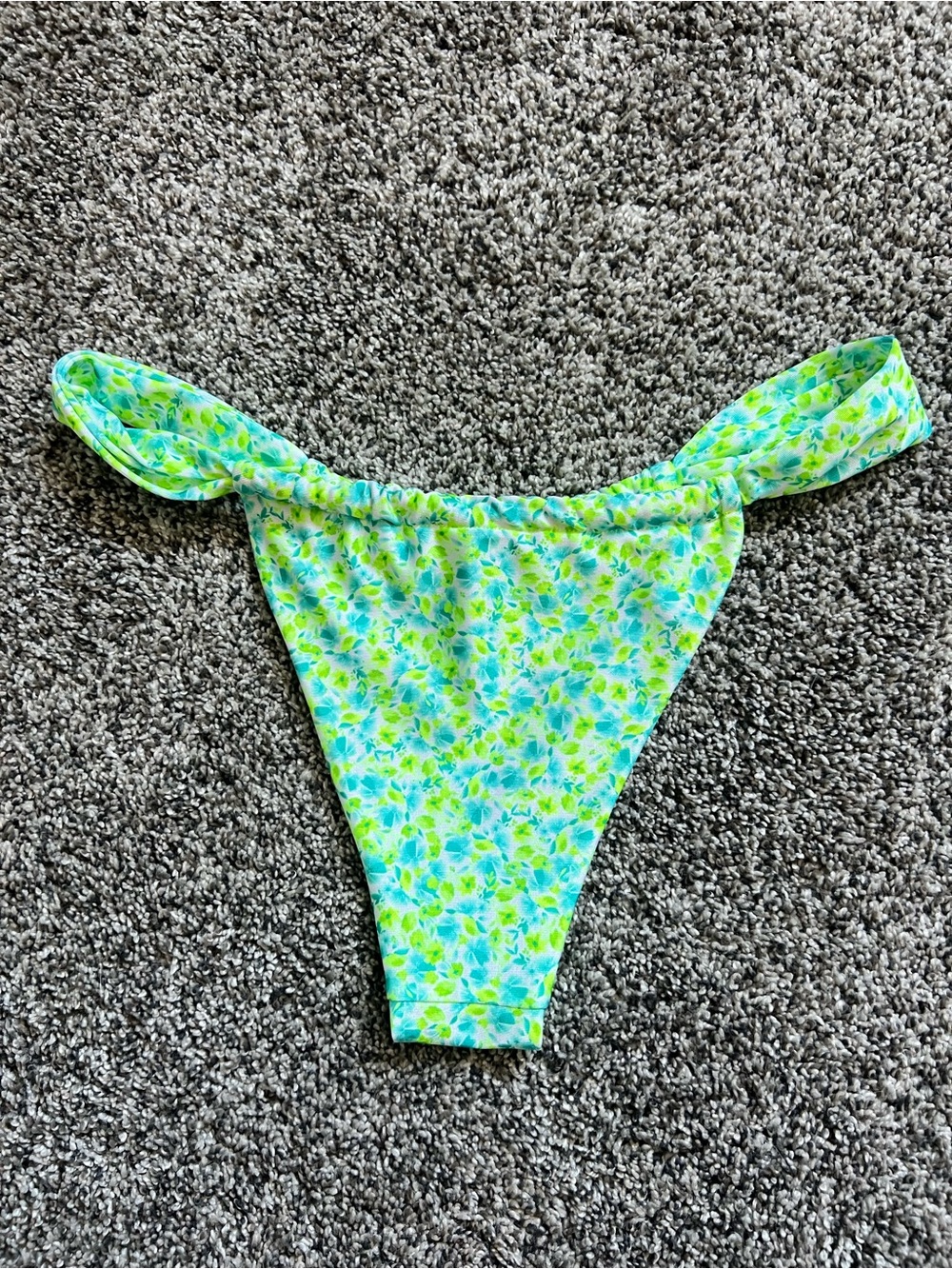 Kulani Kinis Rouched Thong Bikini Bottom *bottom only* - Picture 6 of 8